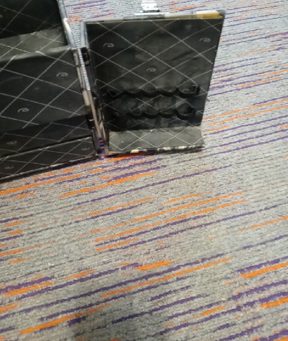 Black Patterned Cosmetic Case with Mirror - Picture 4 of 16
